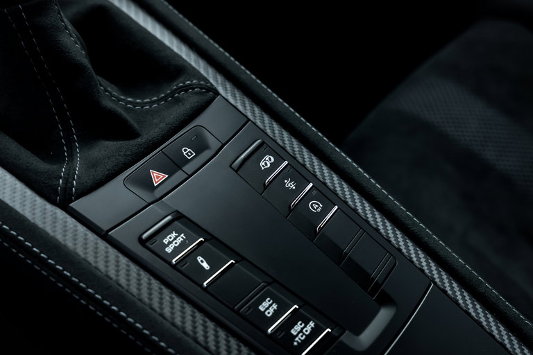 Porsche 718 Cayman GT4 RS