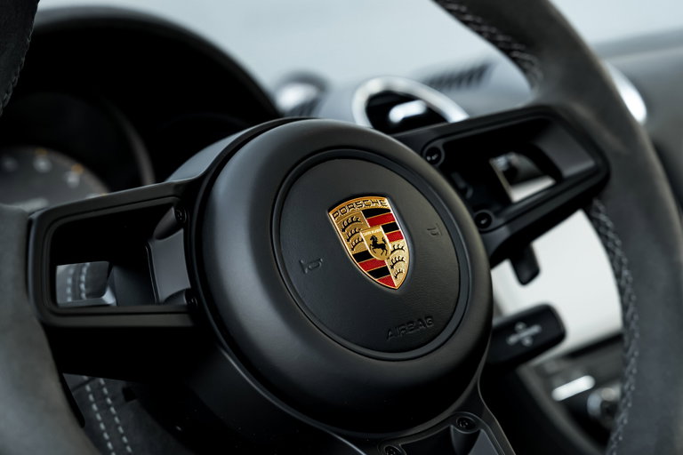 Porsche 718 Cayman GT4 RS