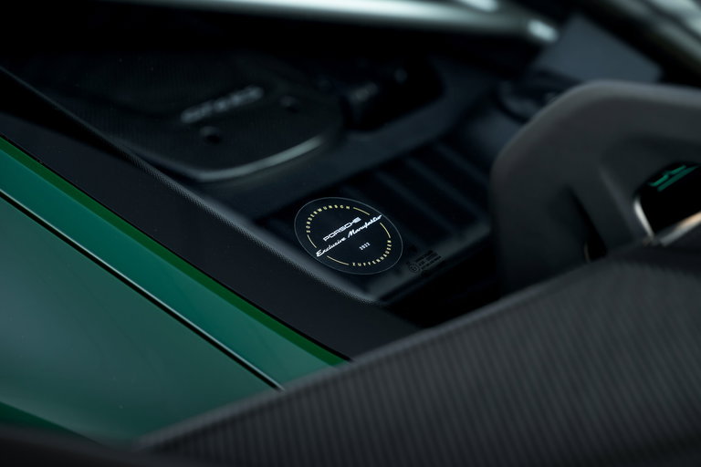 Porsche 718 Cayman GT4 RS