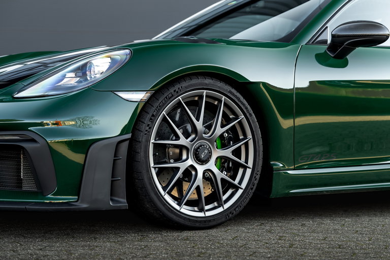 Porsche 718 Cayman GT4 RS