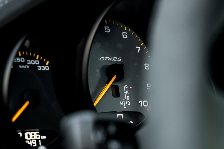 Porsche 718 Cayman GT4 RS