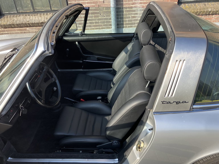 Porsche 911 E