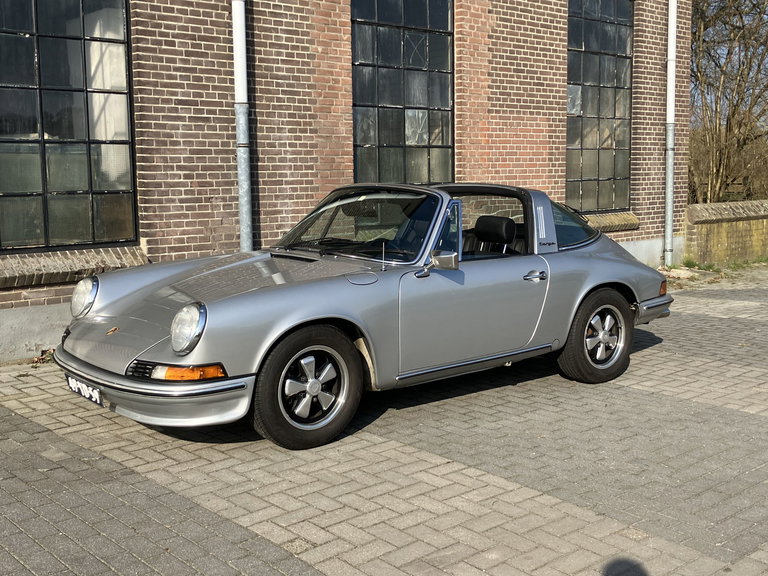 Porsche 911 E
