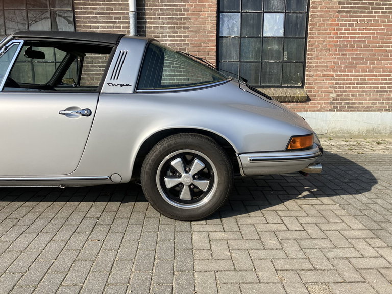 Porsche 911 E