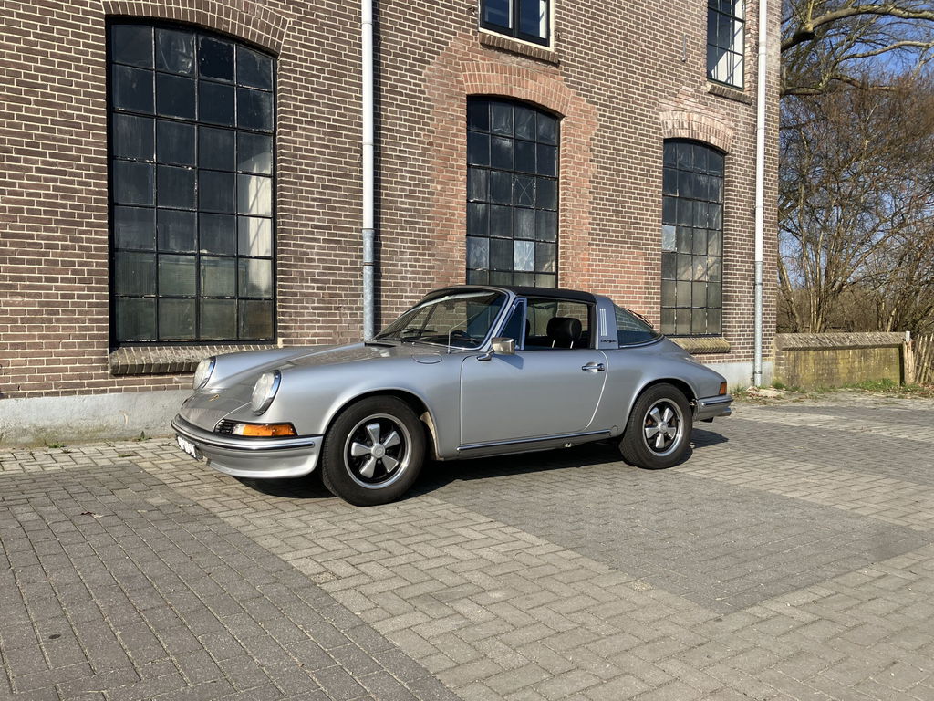 Porsche 911 E