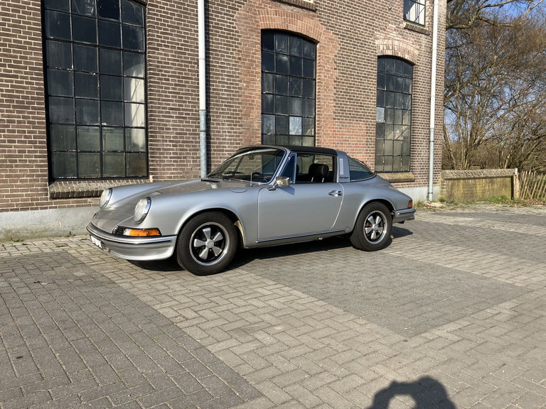 Porsche 911 E