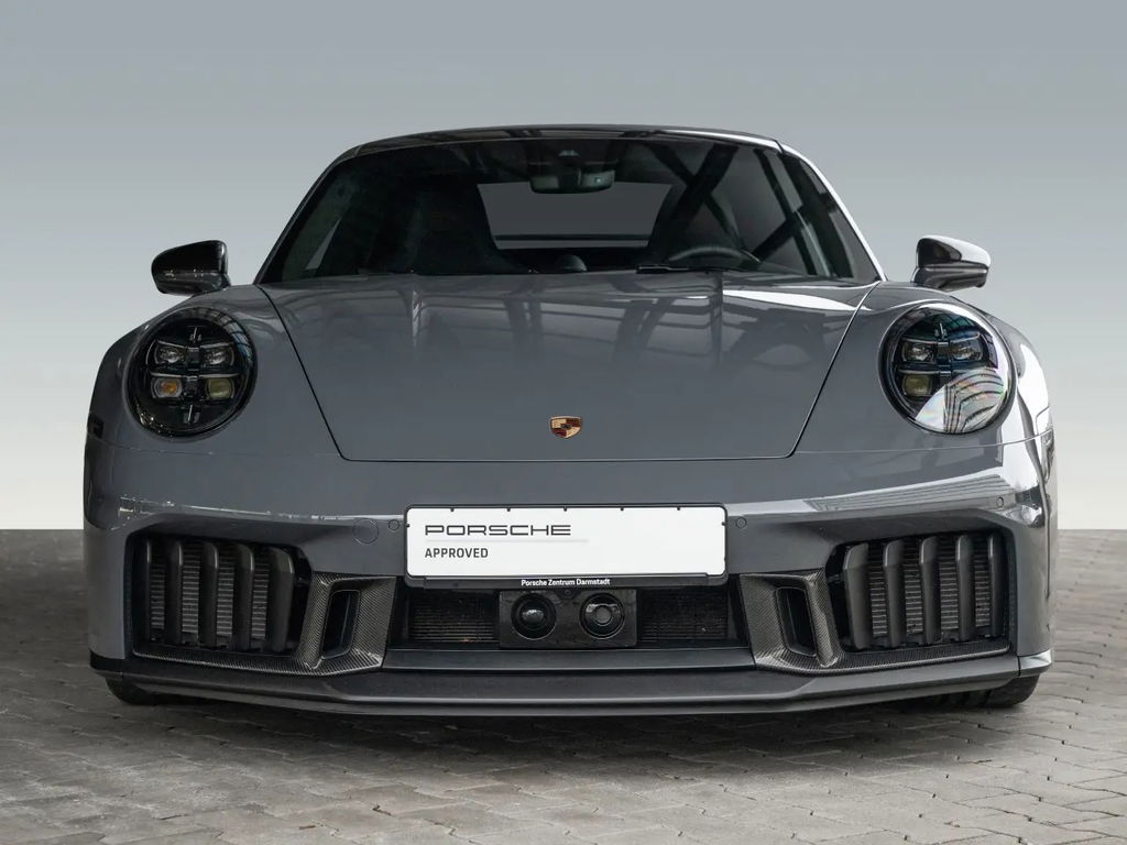 Porsche 992.2 Carrera 4 GTS