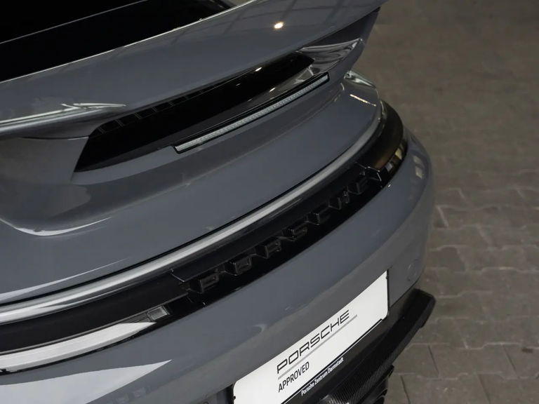 Porsche 992.2 Carrera 4 GTS