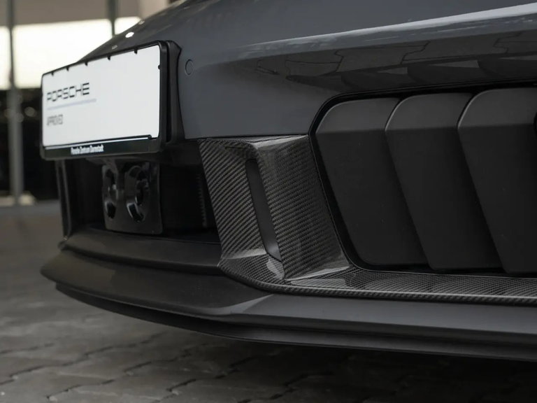 Porsche 992.2 Carrera 4 GTS