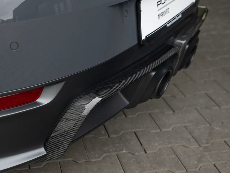 Porsche 992.2 Carrera 4 GTS