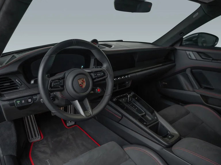 Porsche 992.2 Carrera 4 GTS