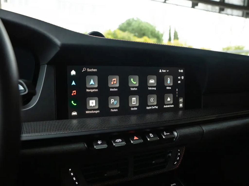 Porsche 992.2 Carrera 4 GTS