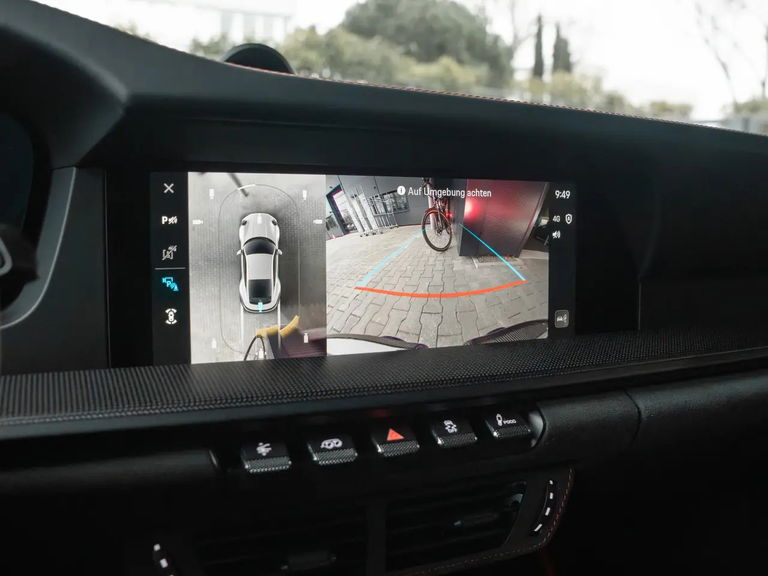 Porsche 992.2 Carrera 4 GTS