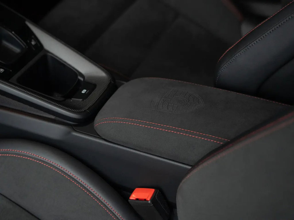 Porsche 992.2 Carrera 4 GTS