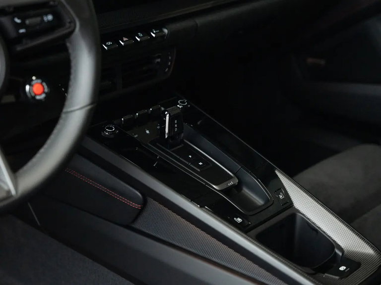 Porsche 992.2 Carrera 4 GTS