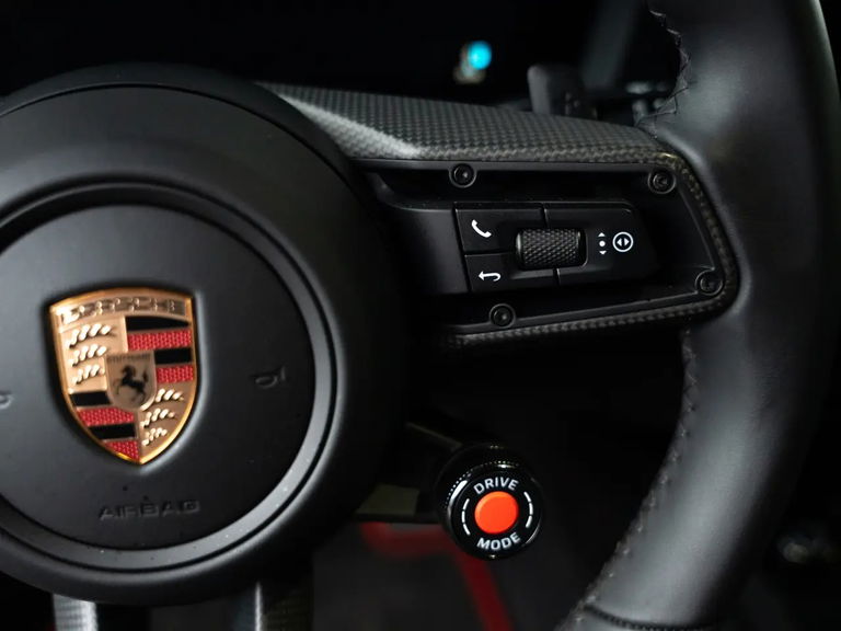 Porsche 992.2 Carrera 4 GTS