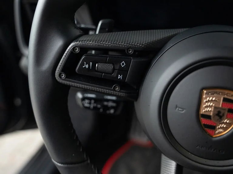 Porsche 992.2 Carrera 4 GTS