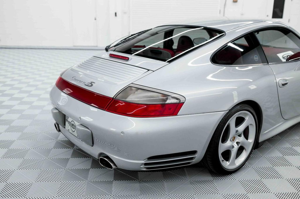 Porsche 996.2 Carrera 4S