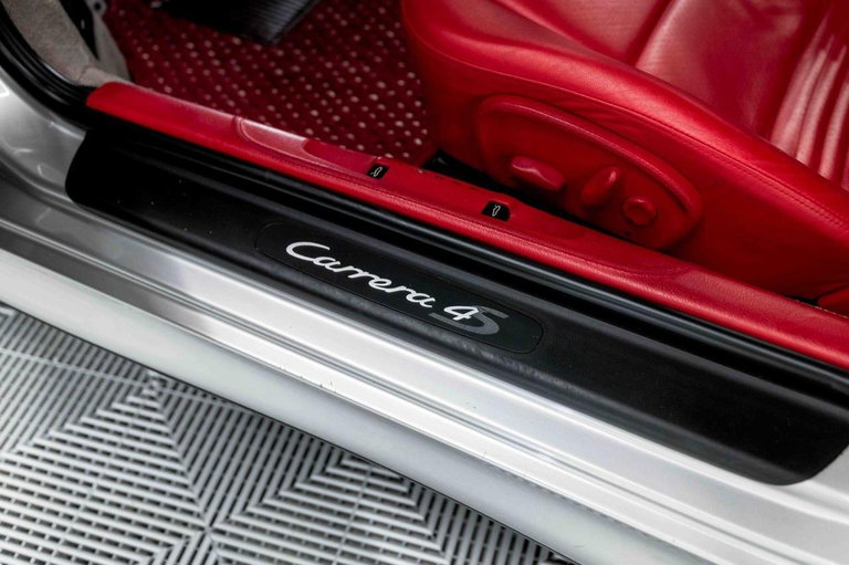 Porsche 996.2 Carrera 4S