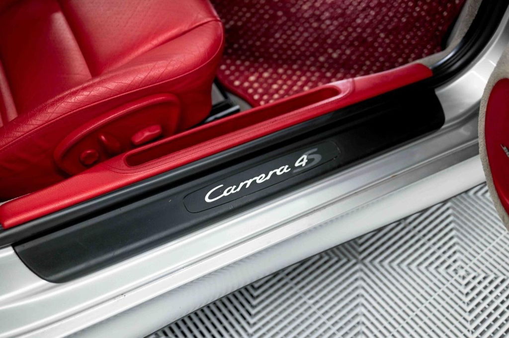 Porsche 996.2 Carrera 4S