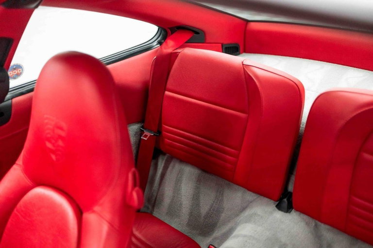 Porsche 996.2 Carrera 4S