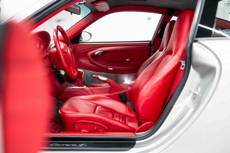 Porsche 996.2 Carrera 4S