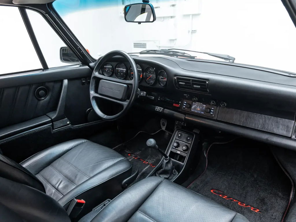 Porsche 911 Carrera 3.2 (US)