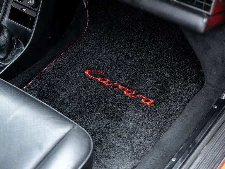 Porsche 911 Carrera 3.2 (US)