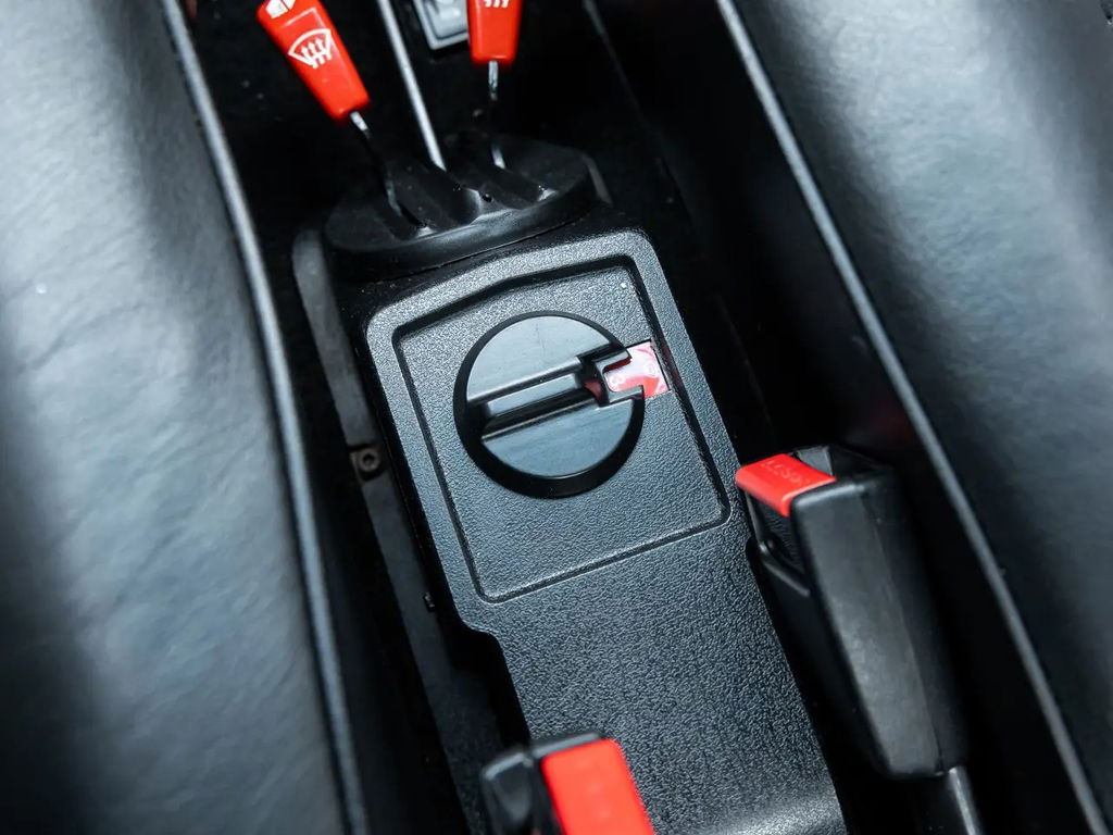 Porsche 911 Carrera 3.2 (US)