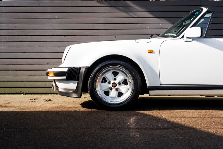 Porsche 911 Carrera 3.2 Supersport