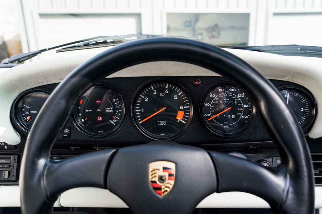 Porsche 911 Carrera 3.2 Supersport
