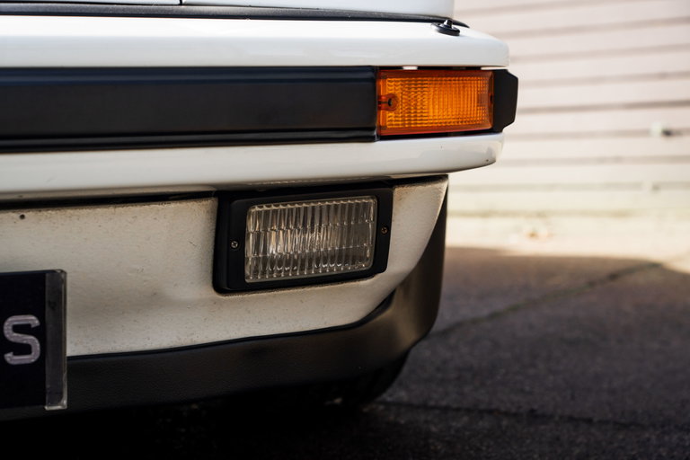 Porsche 911 Carrera 3.2 Supersport