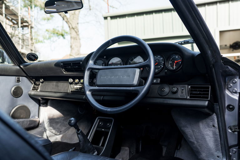 Porsche 911 Carrera 3.2