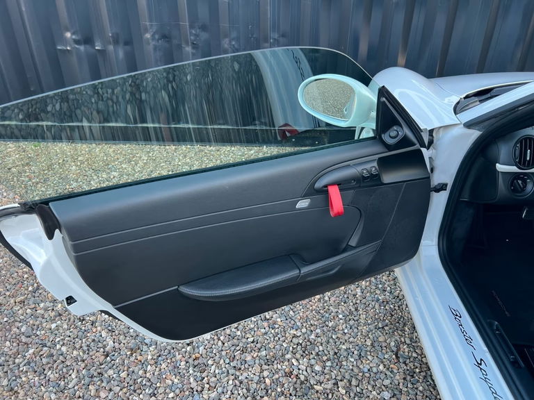 Porsche 987 Boxster Spyder