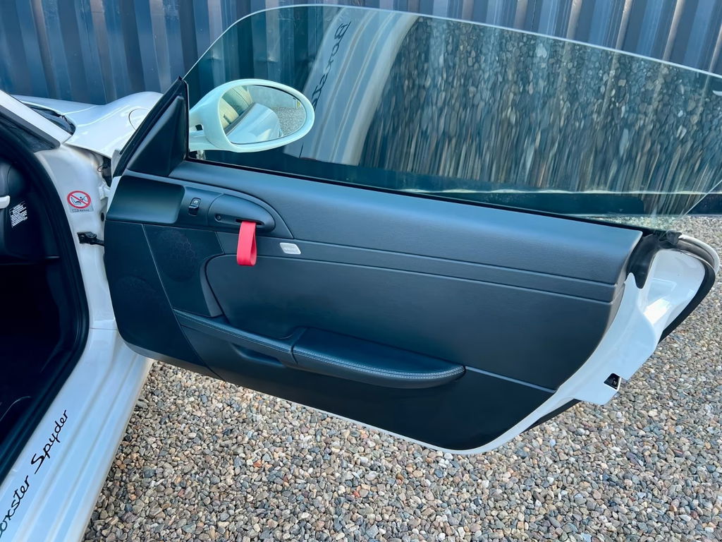 Porsche 987 Boxster Spyder