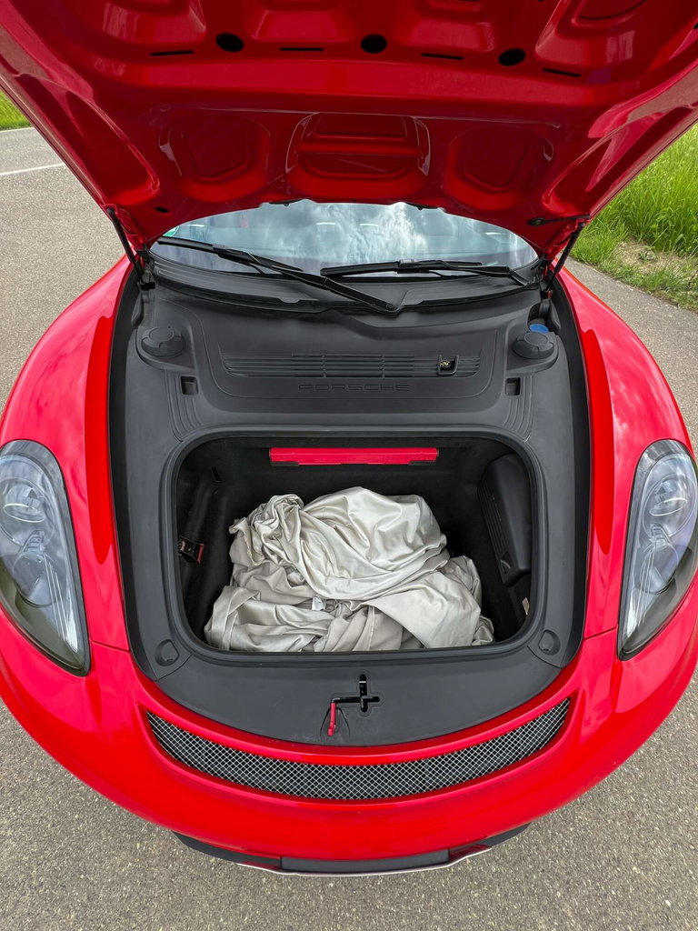 Porsche 981 Cayman GT4