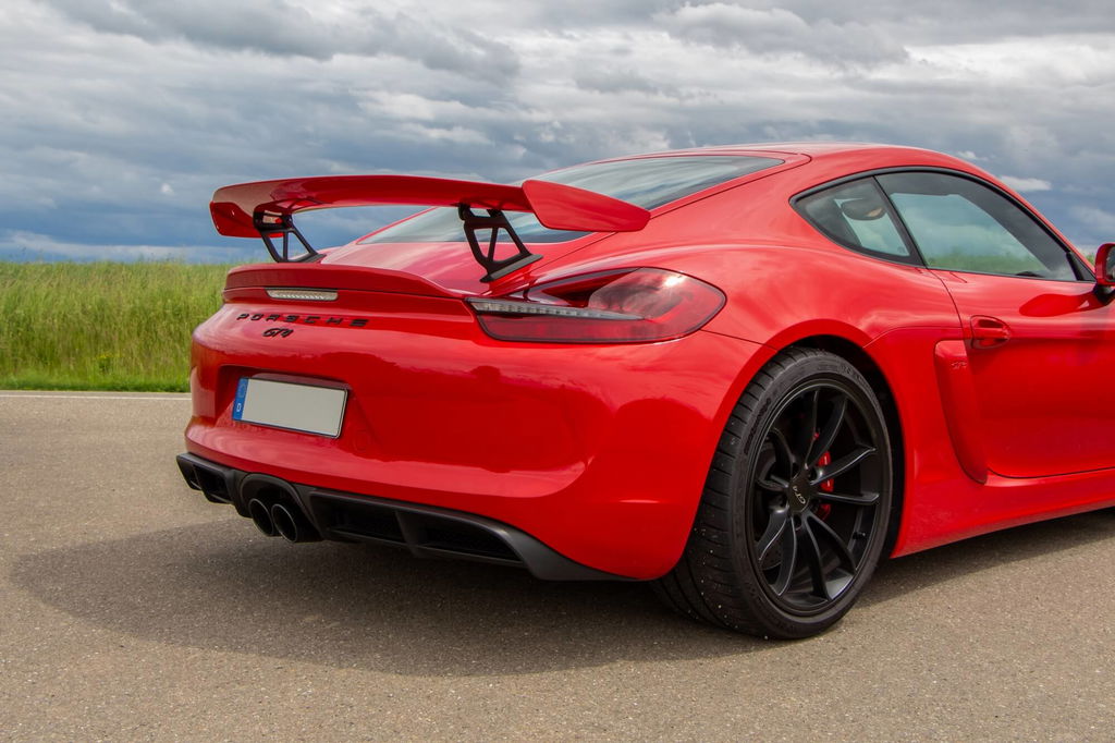 Porsche 981 Cayman GT4