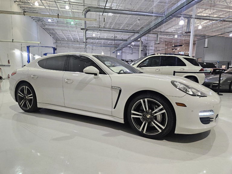 Porsche Panamera S