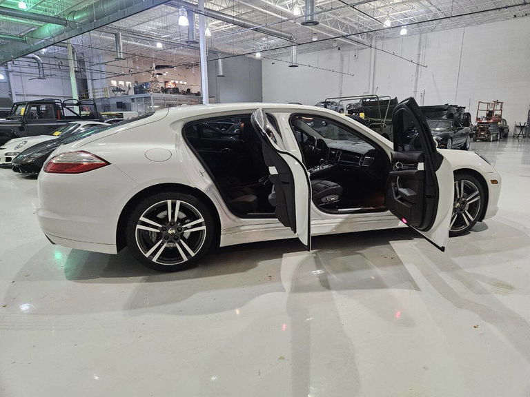 Porsche Panamera S