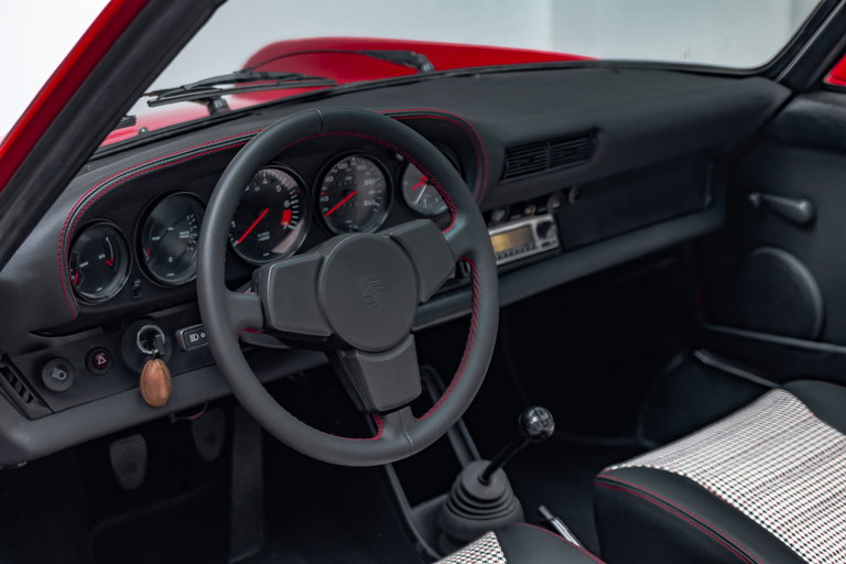 Porsche 911 SC