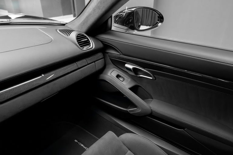 Porsche 718 Cayman GTS 4.0