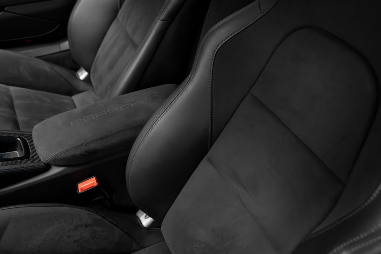 Porsche 718 Cayman GTS 4.0