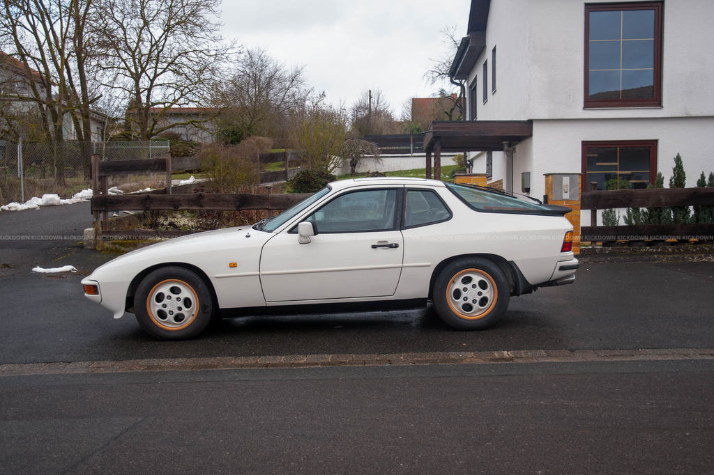 Porsche 924 S