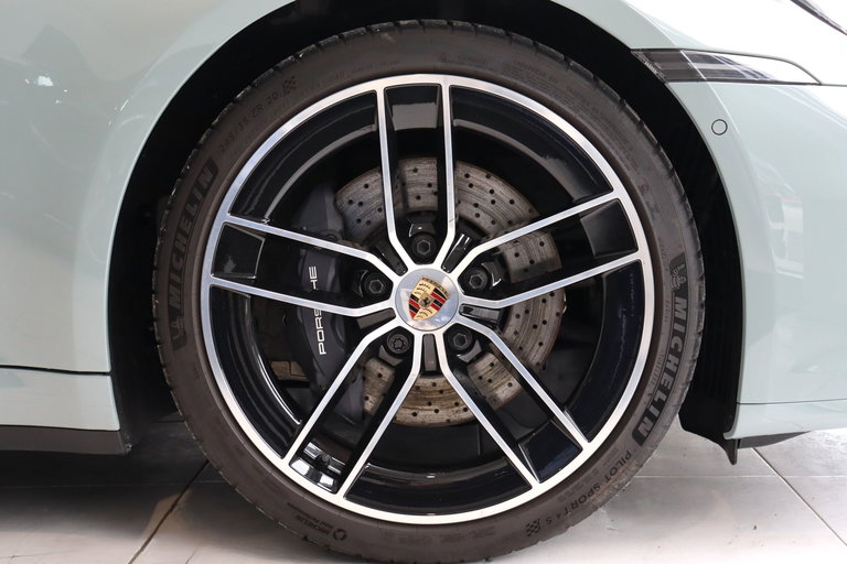 Porsche 992.2 Carrera