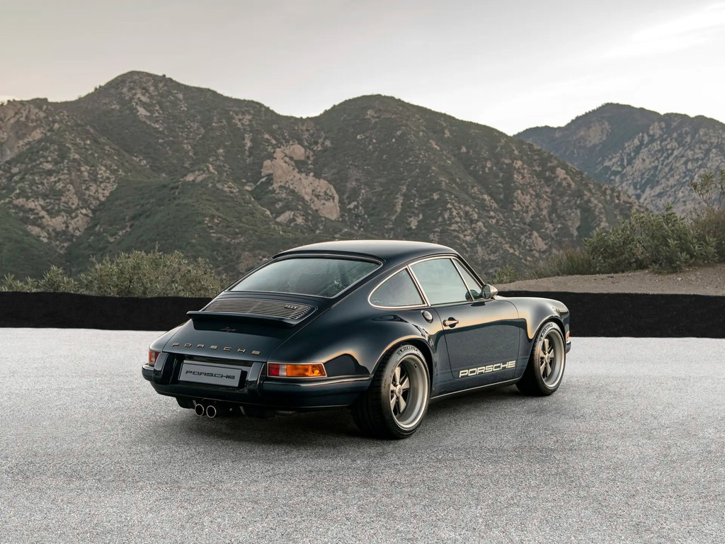 Porsche 911 Reimagined by Singer