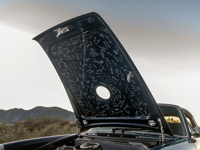 Porsche 911 Reimagined by Singer