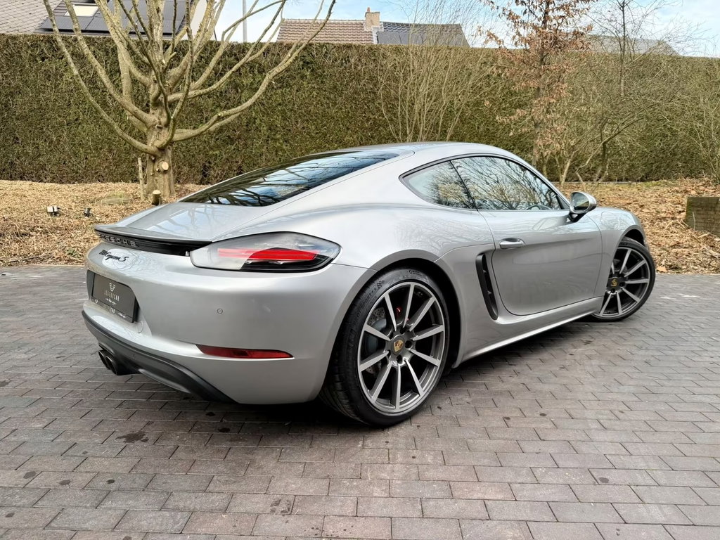Porsche 718 Cayman S