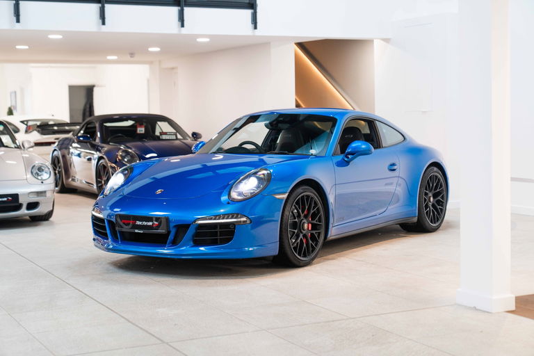 Porsche 991 Carrera 4 GTS