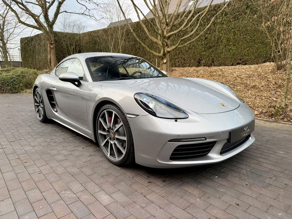 Porsche 718 Cayman S