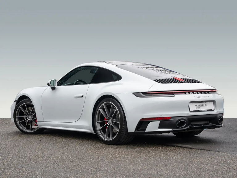 Porsche 992 Carrera 4S